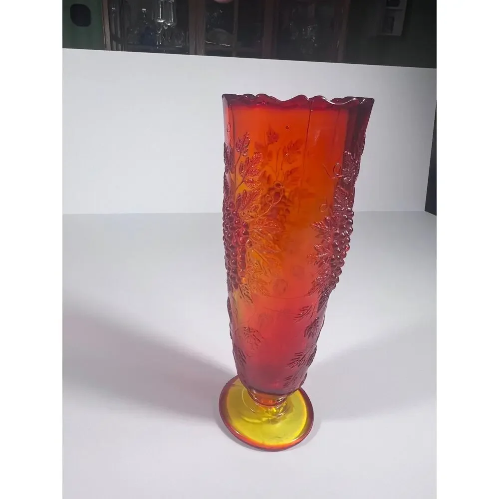 LE Smith Vintage Fayette Grape & Leaves Amberina 9